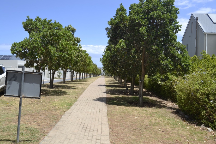 3 Bedroom Property for Sale in Somerset Lakes Western Cape